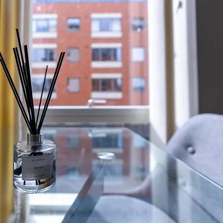 Modern By Portland Sq W/ Courtyard Views