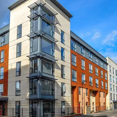 Quiet Garden View Flat By Portland Square Apartman Bristol